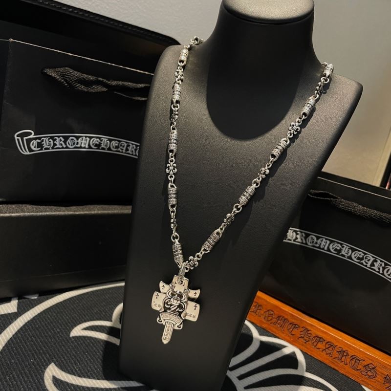 Ch*0me He**ts necklaces
